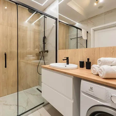 Marina Elegance Kołłątaja 7a- By Perłowa Przystań Rent