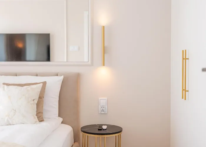 Marina Elegance Kołłątaja 7a- By Perłowa Przystań Rent *