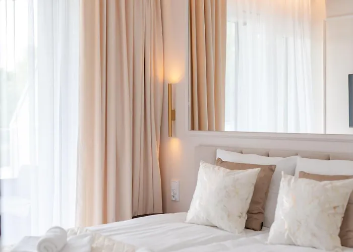 Marina Elegance Kołłątaja 7a- By Perłowa Przystań Rent Apartament